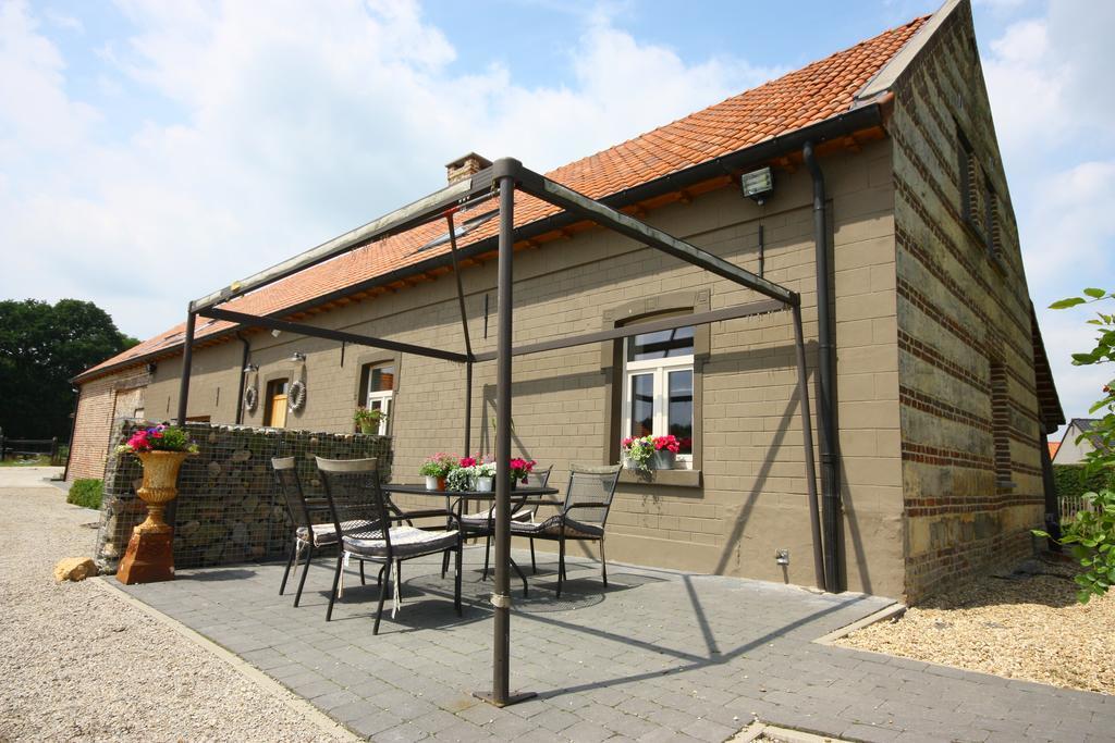 B&B Crijbohoeve Zutendaal Luaran gambar